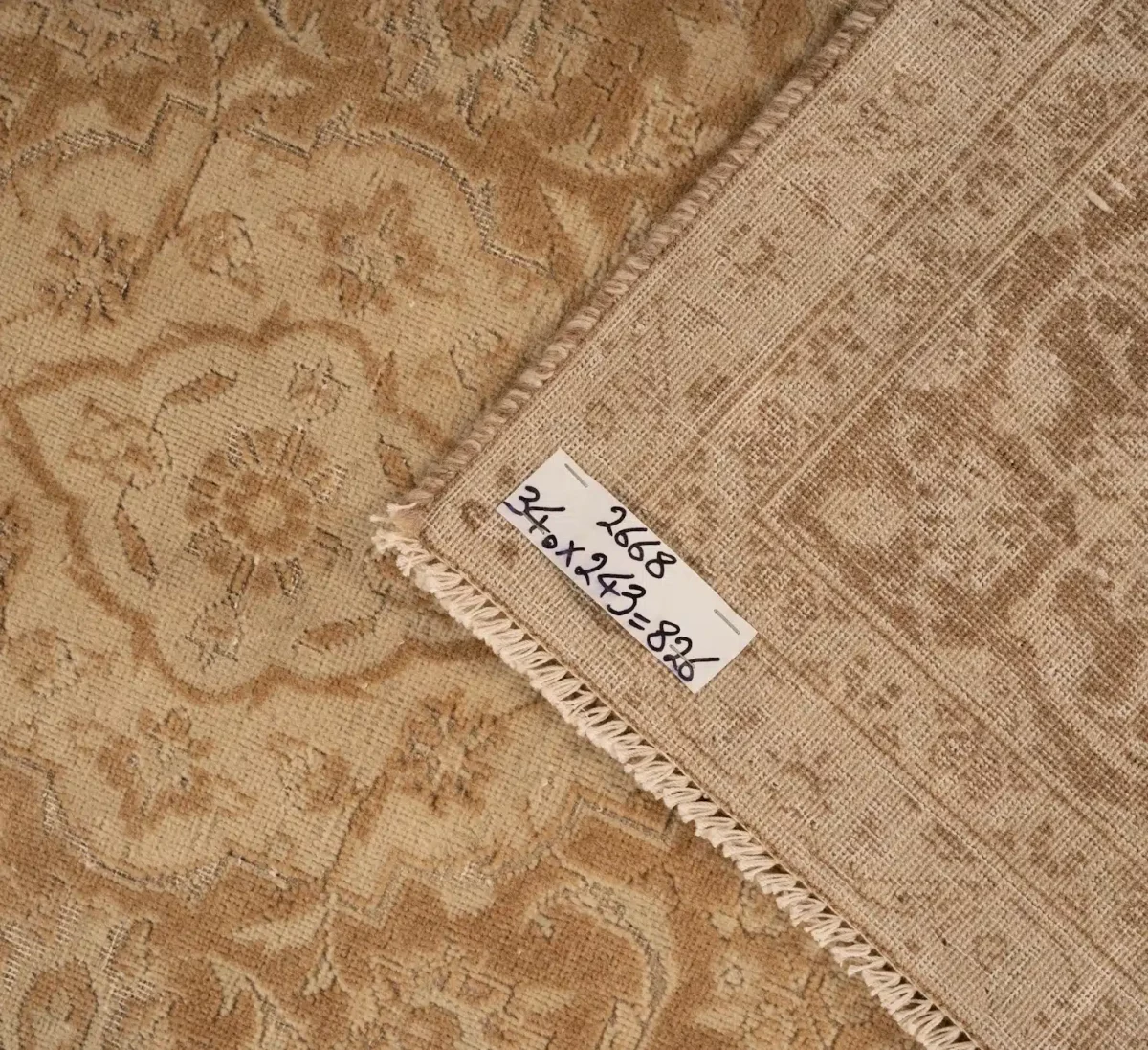 Hand Knotted Kashan Rug – Medallion Pattern – 340 × 243 cm – Red - Image 2