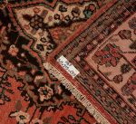 Hand Knotted Hamedan Rug – Geometric Pattern – 305 × 215 cm – Red - Image 4