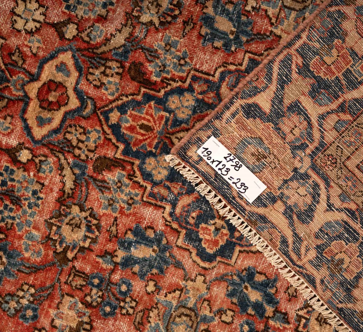 Hand Knotted Kashan Rug – Medallion Pattern – 190 × 123 cm – Red - Image 4