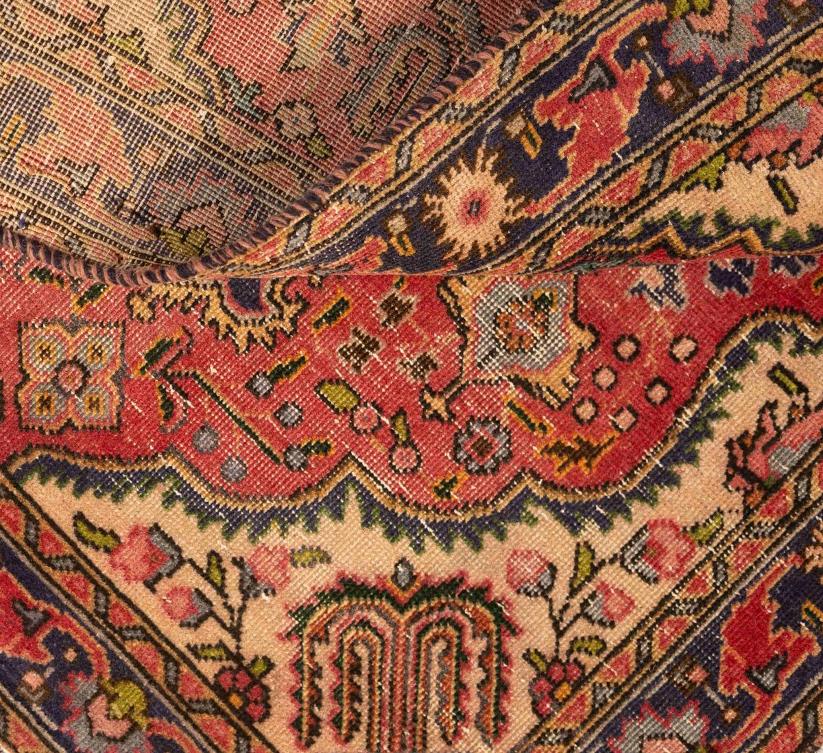 Hand Knotted Hamadan Rug – Geometric Pattern – 145 × 100 cm – Red - Image 4