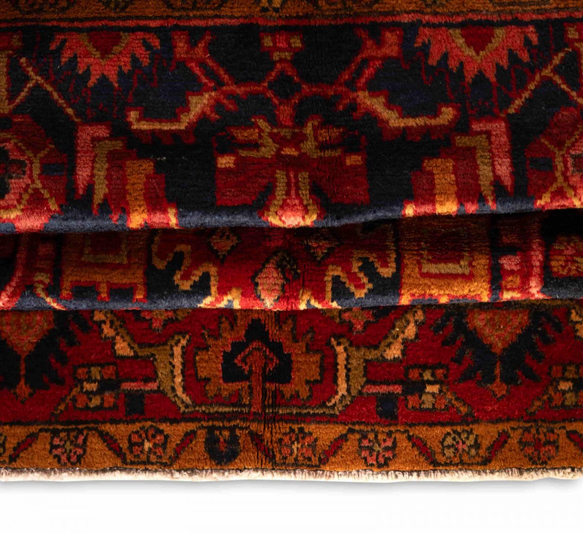 Hand Knotted Nahavand Rug – Geometric Pattern – 197 × 135 cm – Red - Image 4