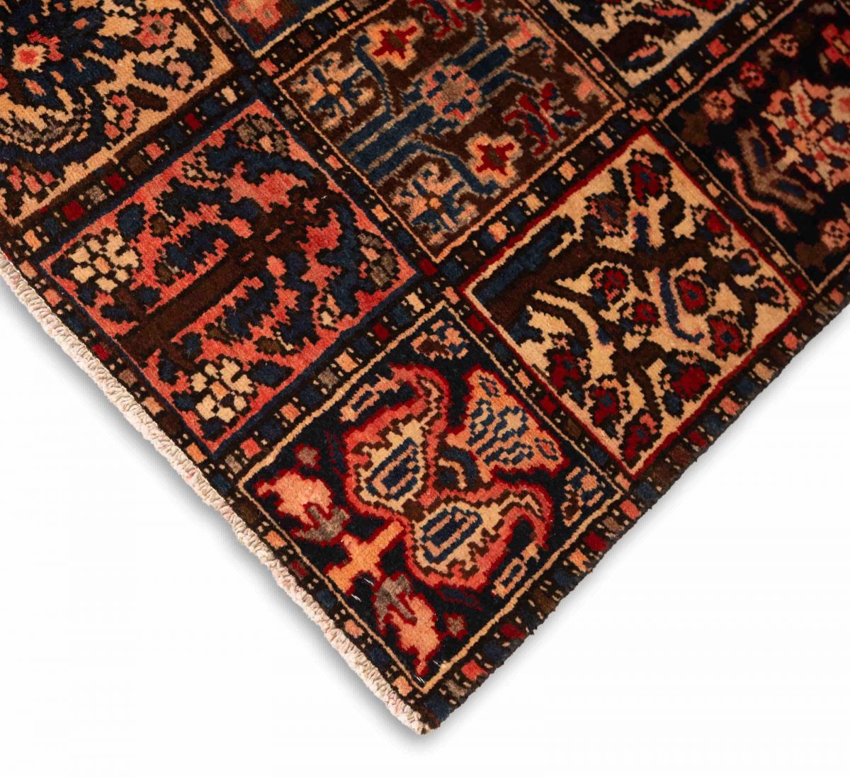 Hand Knotted Bakhtiar Rug – Geometric Pattern – 240 × 112 cm – Multicolor - Image 2
