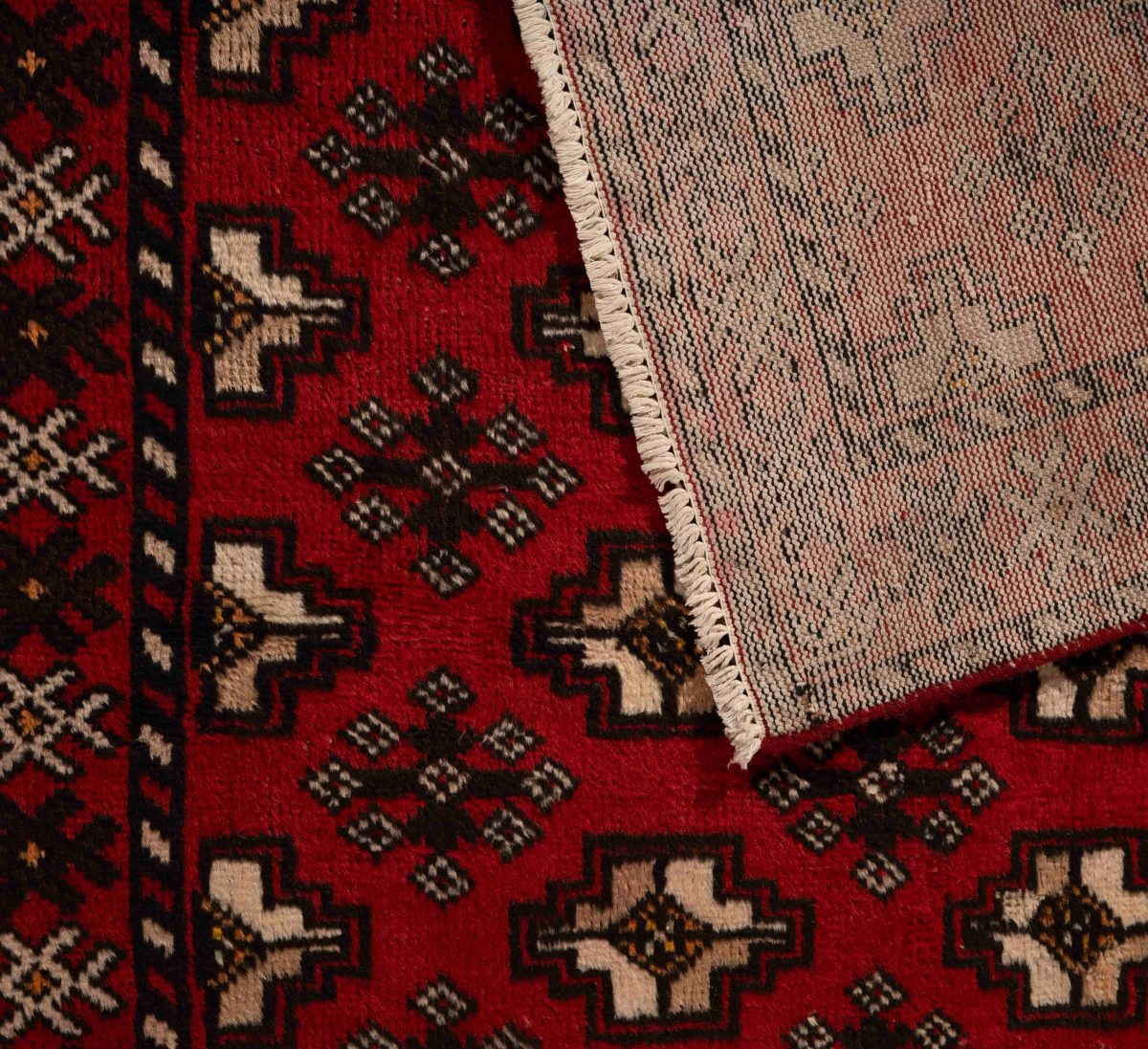 Hand Knotted Torkeman Rug – Geometric Pattern – 200 × 120 cm – Red - Image 2