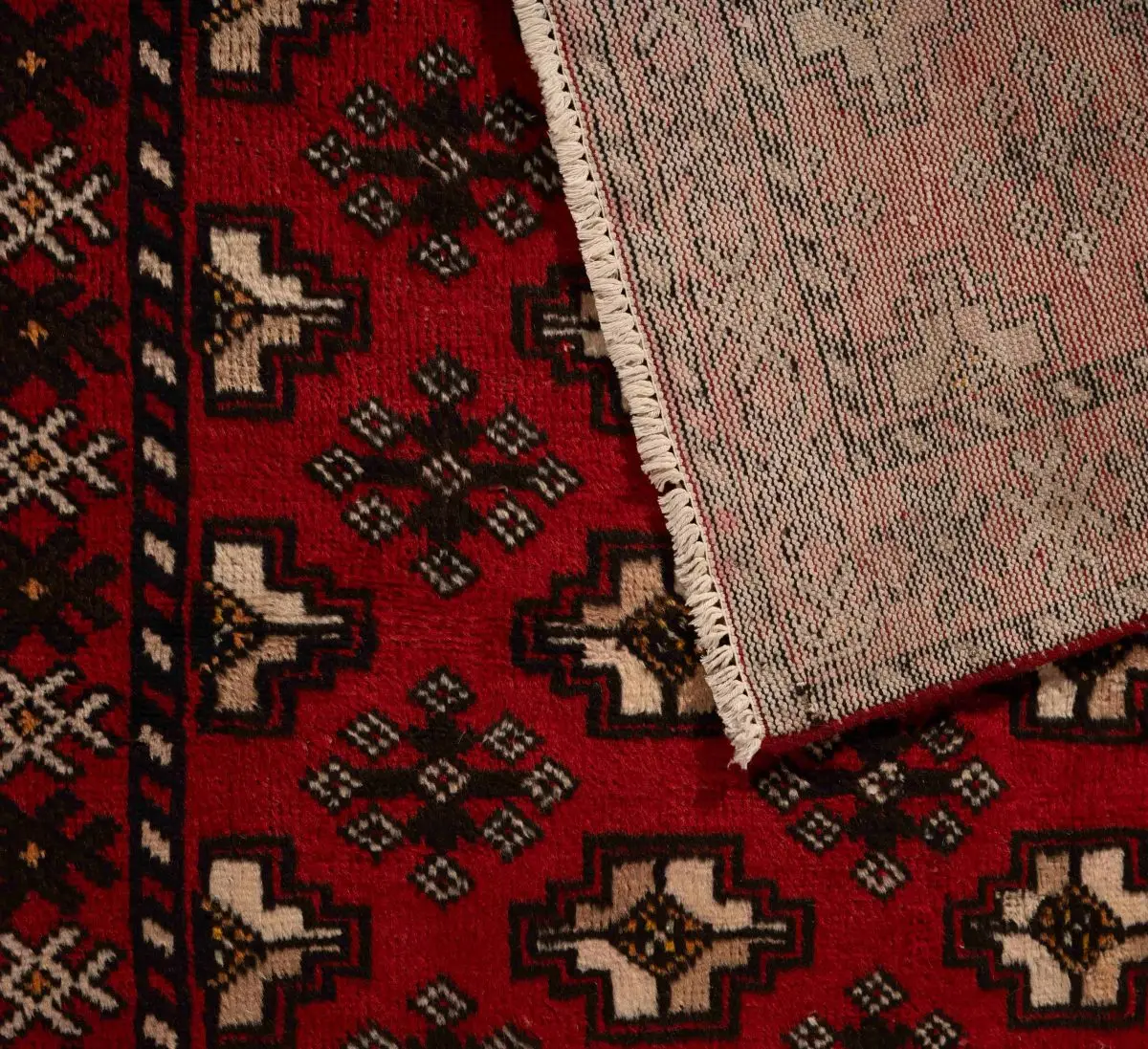 Hand Knotted Torkeman Rug – Geometric Pattern – 200 × 120 cm – Red - Image 2