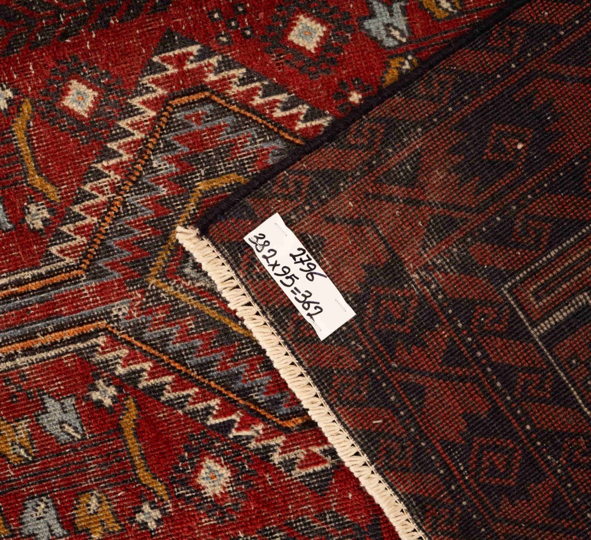 Hand Knotted Shiraz Rug – Tribal Pattern – 382 × 95 cm – Red - Image 4