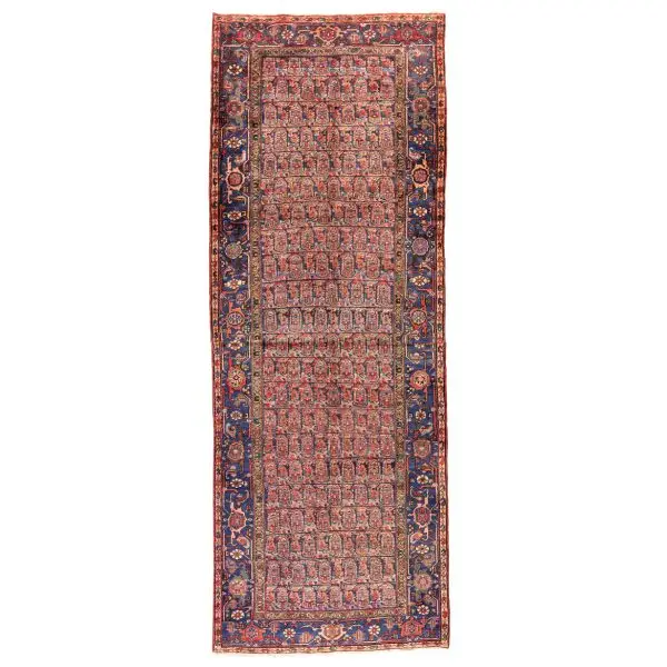 Hand Knotted Zanjan Rug - 373 × 136 cm