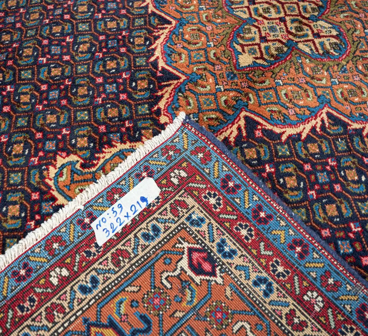 Hand Knotted Ardebil Rug - 322 × 219 cm - Image 8